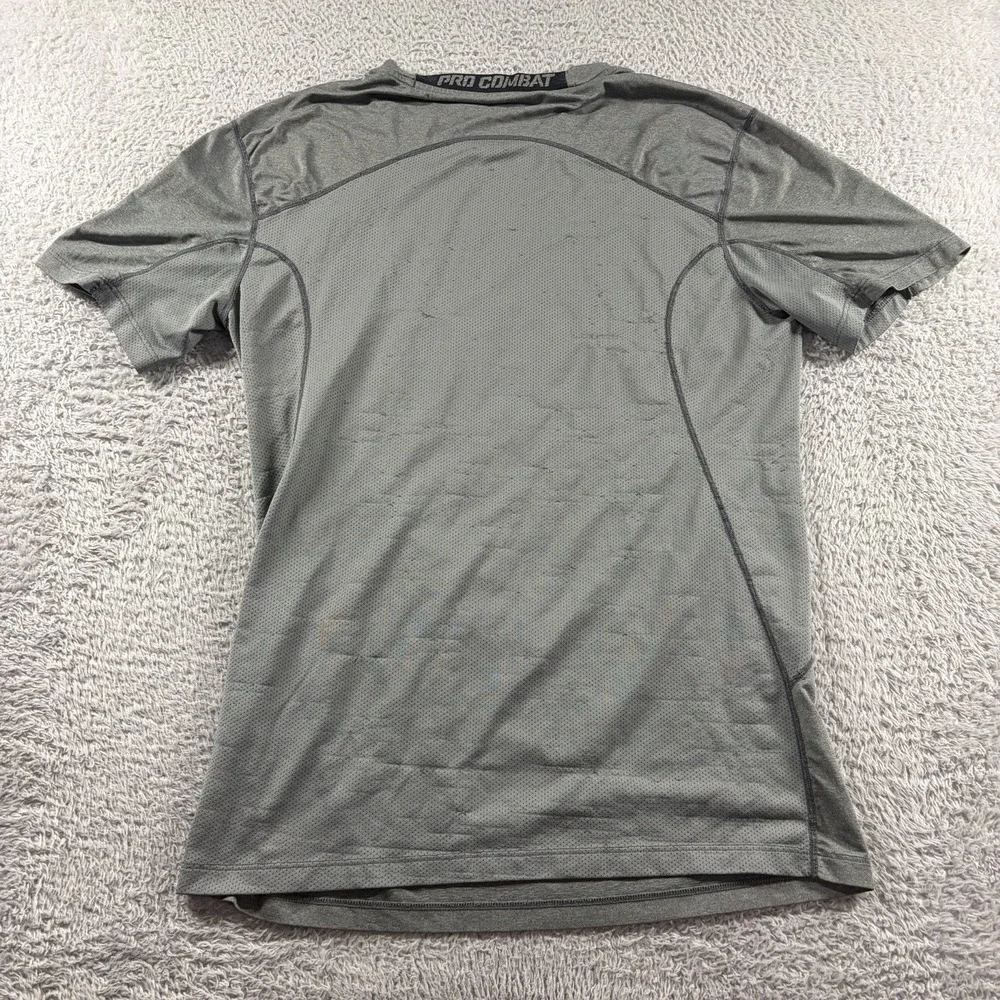 Nike Pro Combat Shirt Mens Medium Gray Fitted Short Sleeve Dri Fit Base Layer